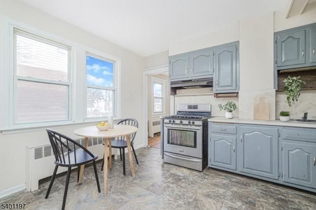 2139 Dill Ave, Linden City, NJ 07036