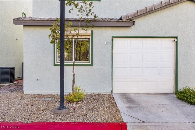 5227 Prism Place, Las Vegas, NV 89118