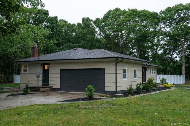 64 Lincoln Avenue, Mastic Beach, NY 11951