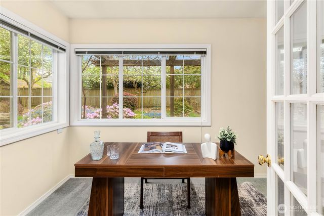 9633 NE 28th Street, Clyde Hill, WA 98004