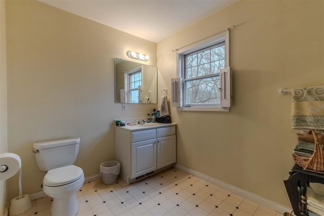 70778 Halsey Square Road, Burr Oak, MI 49030