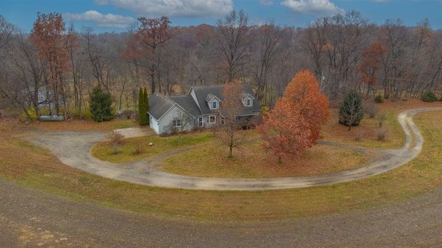 70778 Halsey Square Road, Burr Oak, MI 49030