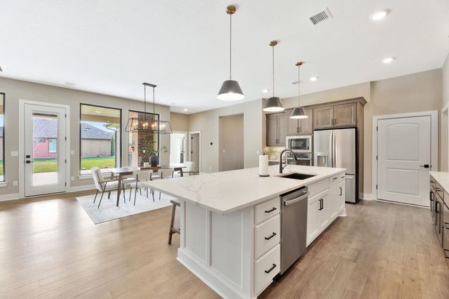 4025 N Tyler Ct, Maize, KS 67101