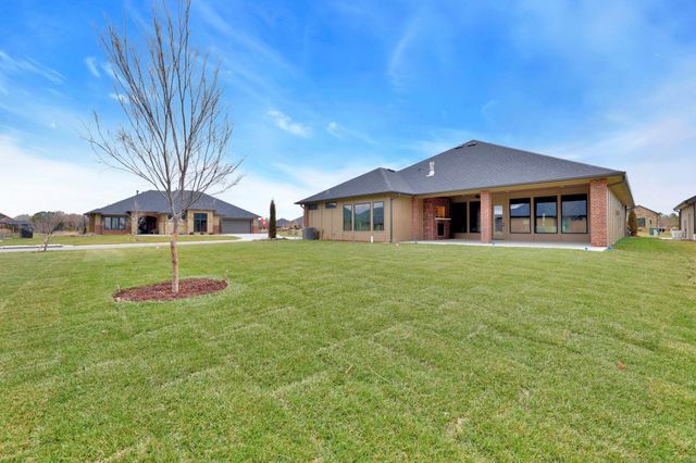 4025 N Tyler Ct, Maize, KS 67101