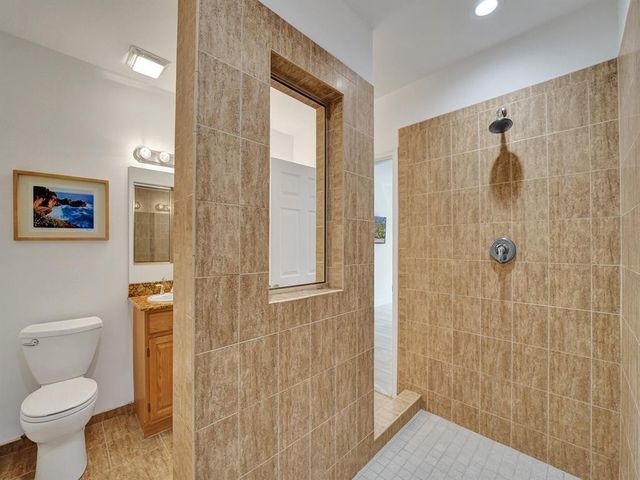 703 SE 16th Court, Fort Lauderdale, FL 33316