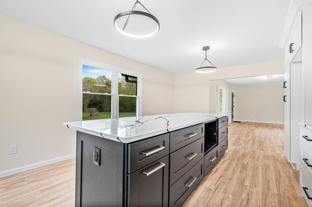 5944 Rose Hill Rd., Georgetown, SC 29440