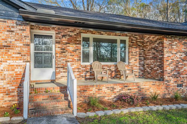 5944 Rose Hill Rd., Georgetown, SC 29440