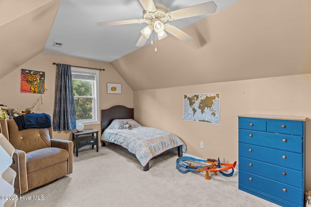 100 Mackenzie Drive, Wilmington, NC 28409