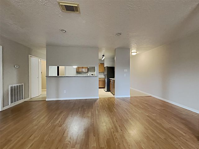2210 Spring Dusk Lane, Spring, TX 77373