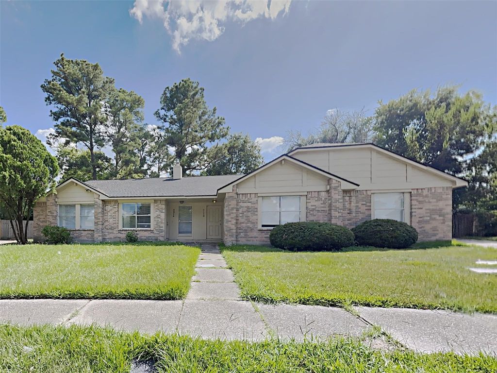 2210 Spring Dusk Lane, Spring, TX 77373