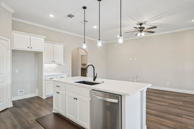 803 Tippit Lane, Greenville, TX 75402