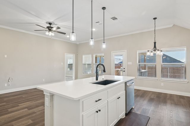 803 Tippit Lane, Greenville, TX 75402