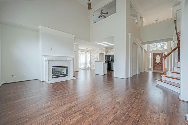 2422 Leanett Way, Pearland, TX 77584