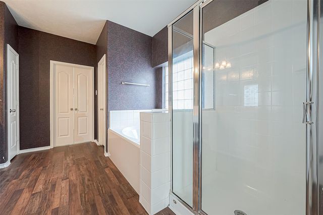2422 Leanett Way, Pearland, TX 77584