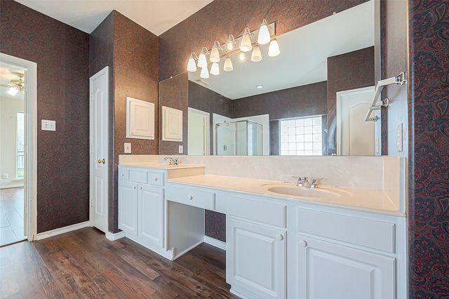 2422 Leanett Way, Pearland, TX 77584