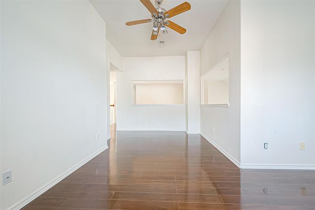 2422 Leanett Way, Pearland, TX 77584