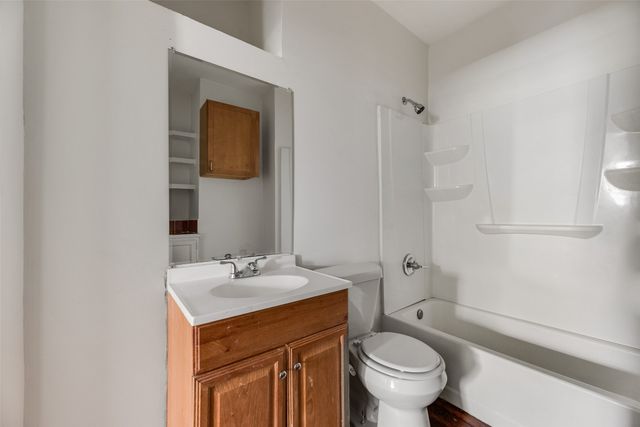1327 E Baltimore Avenue, Fort Worth, TX 76104