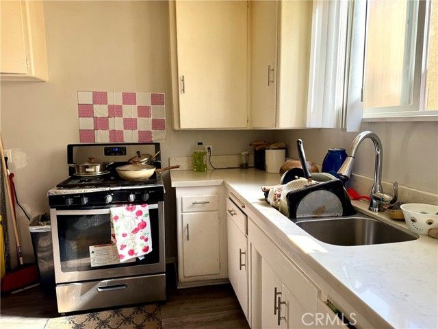 3936 Montclair, Los Angeles, CA 90018