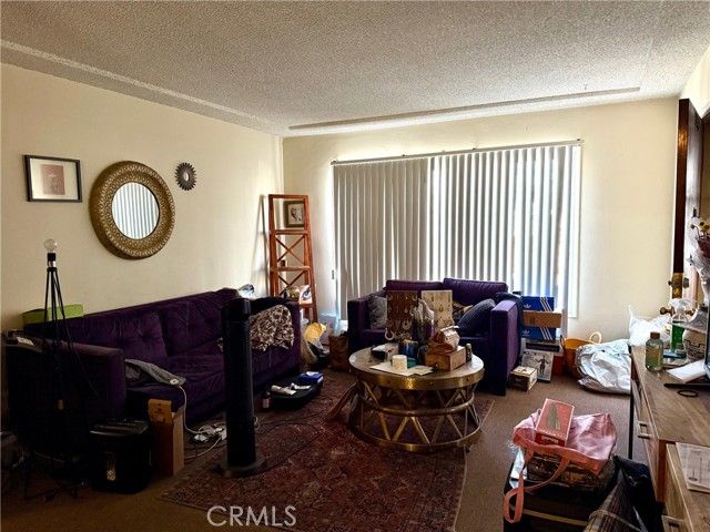 3936 Montclair, Los Angeles, CA 90018