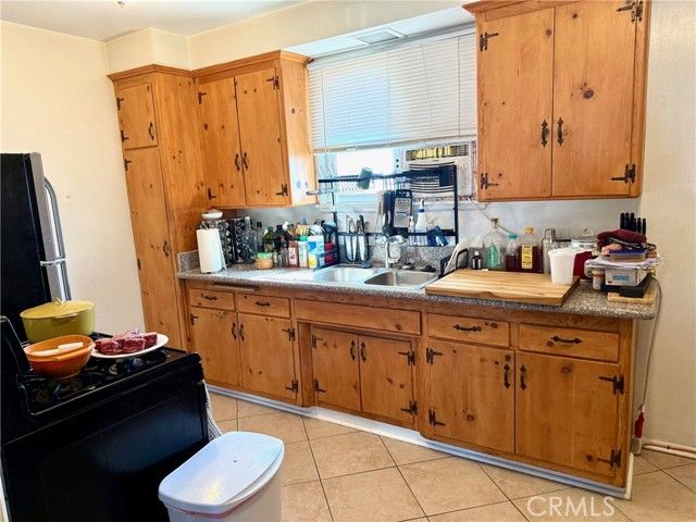 3936 Montclair, Los Angeles, CA 90018