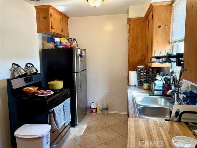 3936 Montclair, Los Angeles, CA 90018