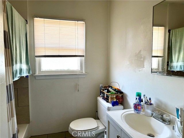 3936 Montclair, Los Angeles, CA 90018