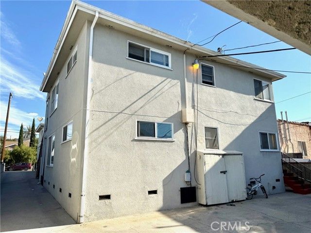 3936 Montclair, Los Angeles, CA 90018