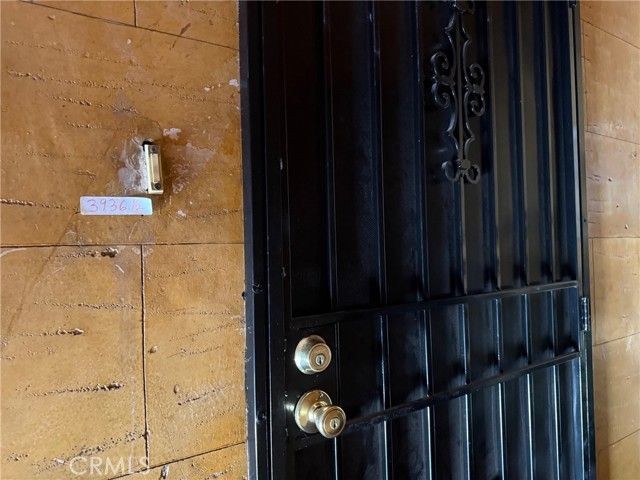 3936 Montclair, Los Angeles, CA 90018