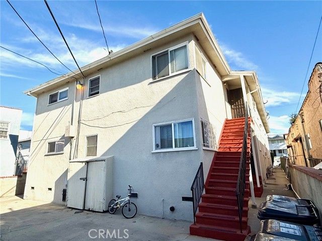 3936 Montclair, Los Angeles, CA 90018