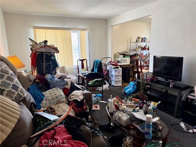 3936 Montclair, Los Angeles, CA 90018