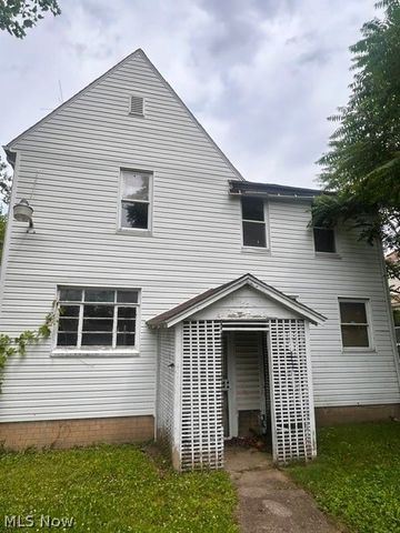 296 Grace Avenue, Akron, OH 44320