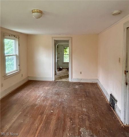 296 Grace Avenue, Akron, OH 44320