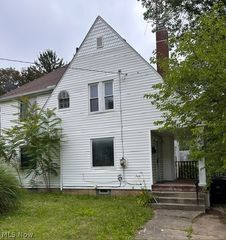 296 Grace Avenue, Akron, OH 44320