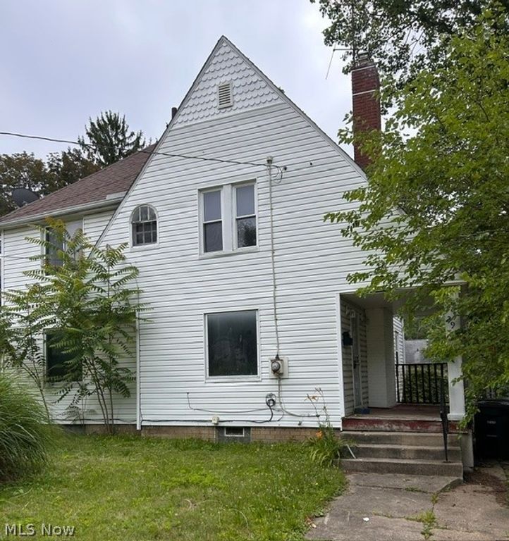 296 Grace Avenue, Akron, OH 44320