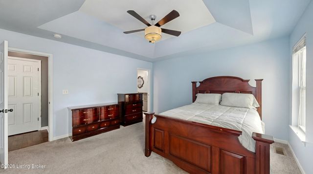 309 Rockcrest View Ct, Louisville, KY 40245