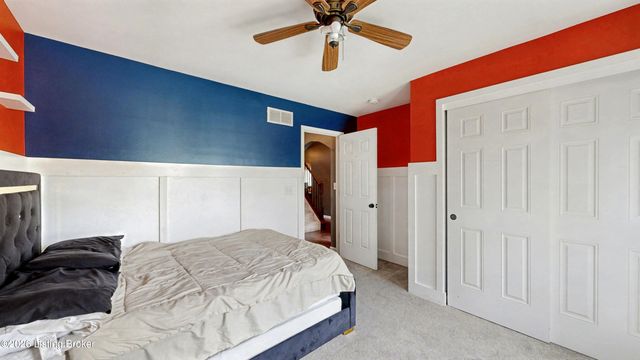 309 Rockcrest View Ct, Louisville, KY 40245