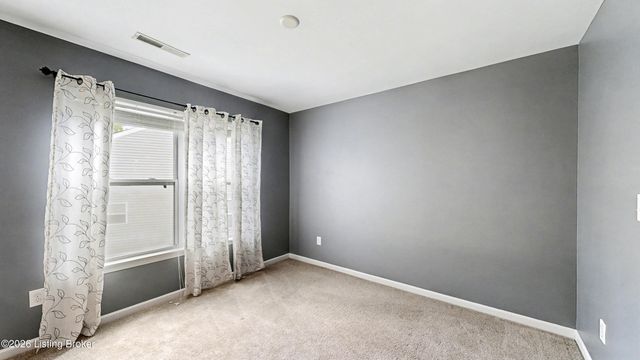 309 Rockcrest View Ct, Louisville, KY 40245