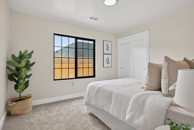 47 W Mcfarlane Drive, Ventura, CA 93001