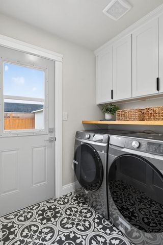 47 W Mcfarlane Drive, Ventura, CA 93001