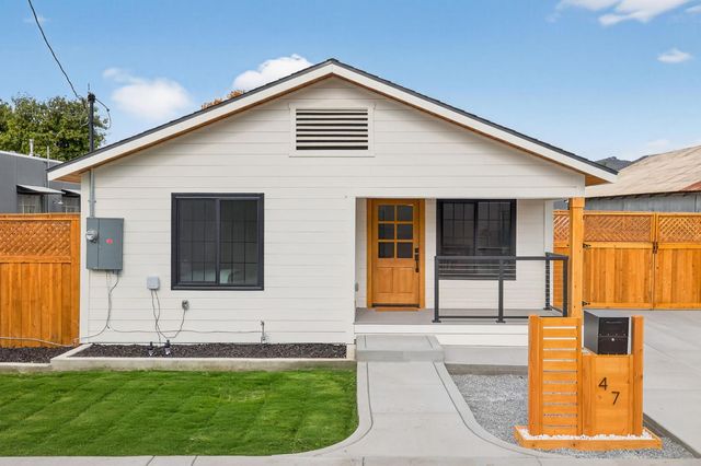 47 W Mcfarlane Drive, Ventura, CA 93001