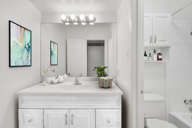 1302 W 24th ST A-308, Austin, TX 78705