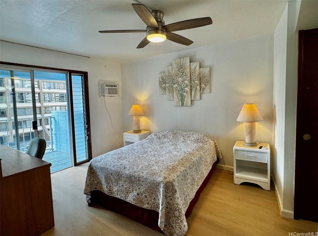 1804 Ala Moana Boulevard 9B, Honolulu, HI 96815