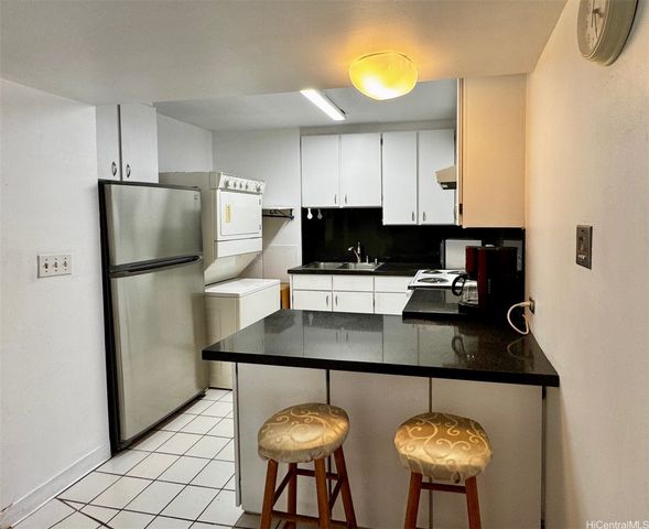 1804 Ala Moana Boulevard 9B, Honolulu, HI 96815