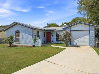 413 Sharon Ct, Schertz, TX 78154