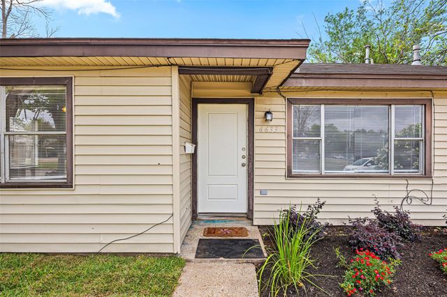 6633 W 43rd Street, Houston, TX 77092