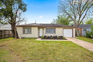 6633 W 43rd Street, Houston, TX 77092