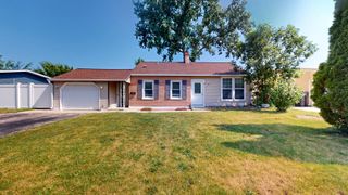 100 Edgewood Drive, Streamwood, IL 60107