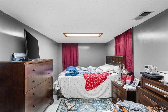 1630 Tyson Drive, Florissant, MO 63031
