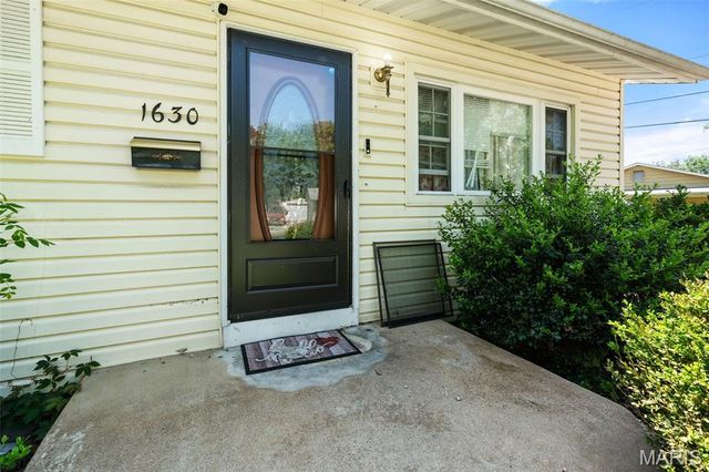 1630 Tyson Drive, Florissant, MO 63031