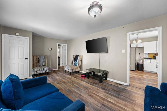 1630 Tyson Drive, Florissant, MO 63031